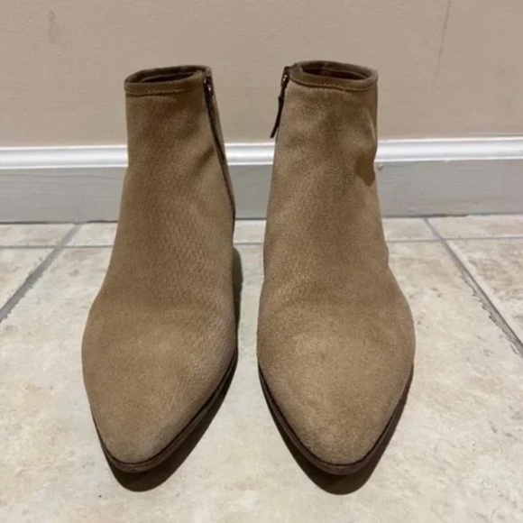 Beige Aquatalia Suede Pointed Ankle Boots / Booties [Size 8.5] - Picture 1 of 4